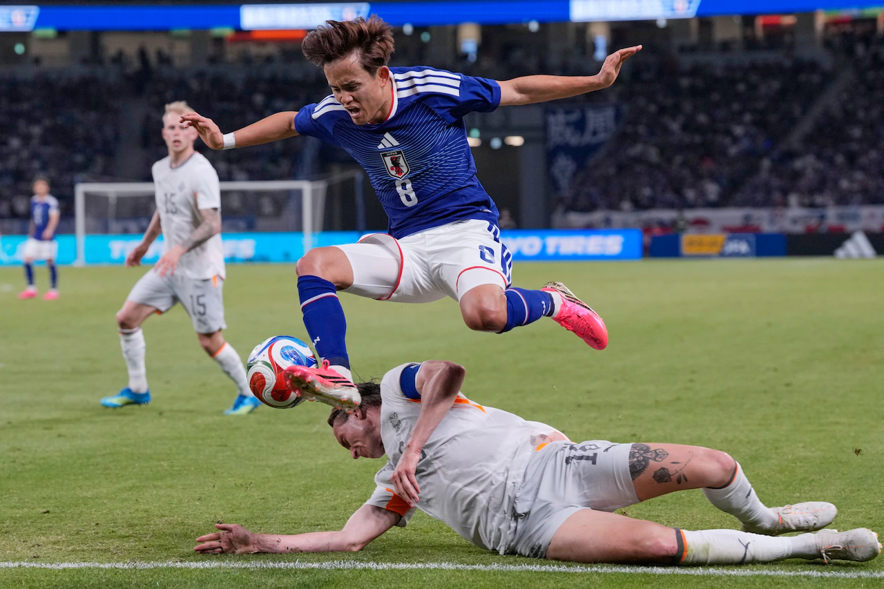 APTOPIX Japan Iceland Soccer
